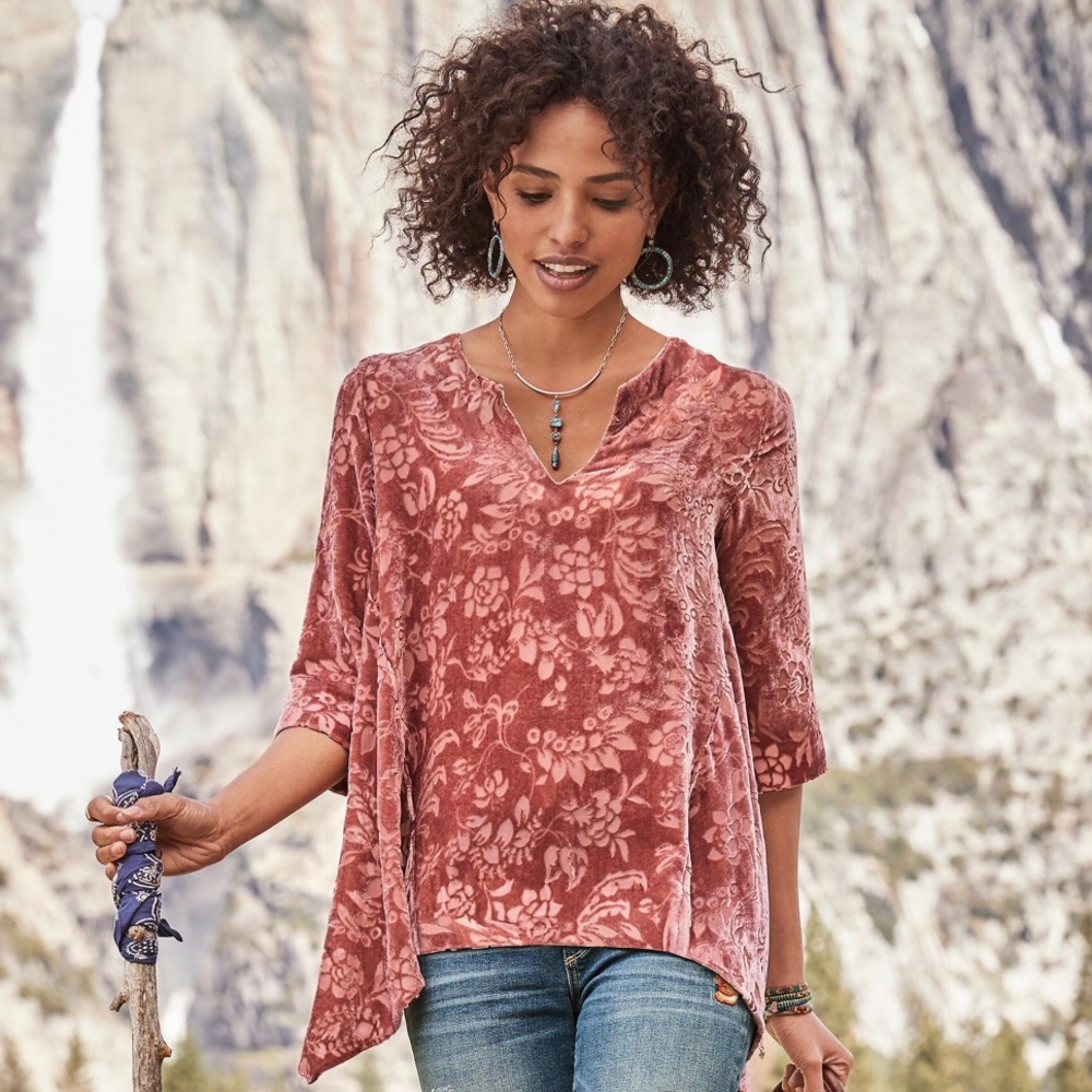 Sundance Jewell Burnout Pink Velvet Tunic Top